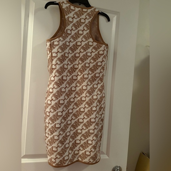 MICHAEL KORS EMPIRE LOGO JACQUARD MINI DRESS – SIZE SMALL - Picture 12 of 16